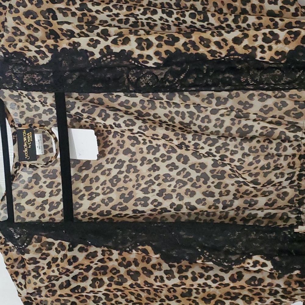 NWT CINEMA ETOILE 3 PC MARC LEOPARD PRINT CHEMISE, THONG, ROBE MEDIUM - Picture 4 of 7